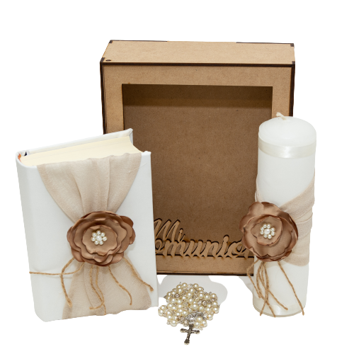 Kit de Comunión o Confirmación para Niña de Color Beige con Flor Café
