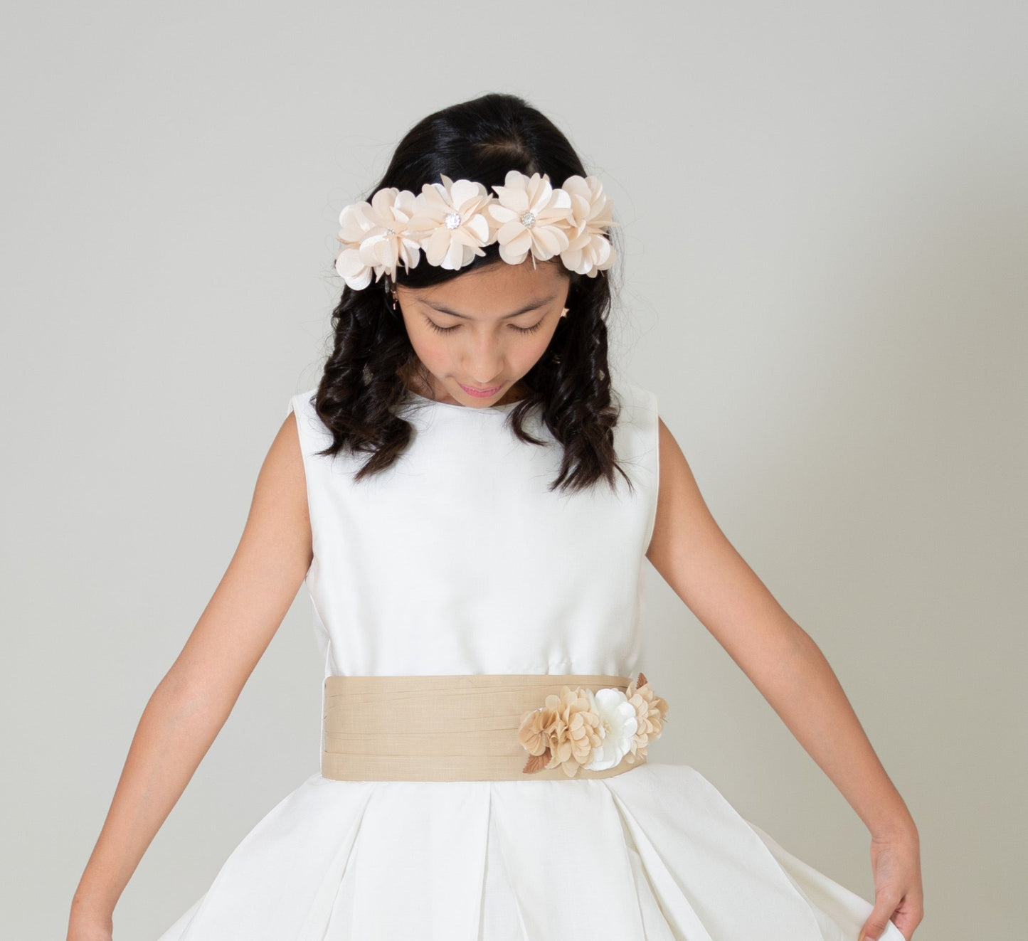 Tocado De Flores Color Champagne Beige Ajustable