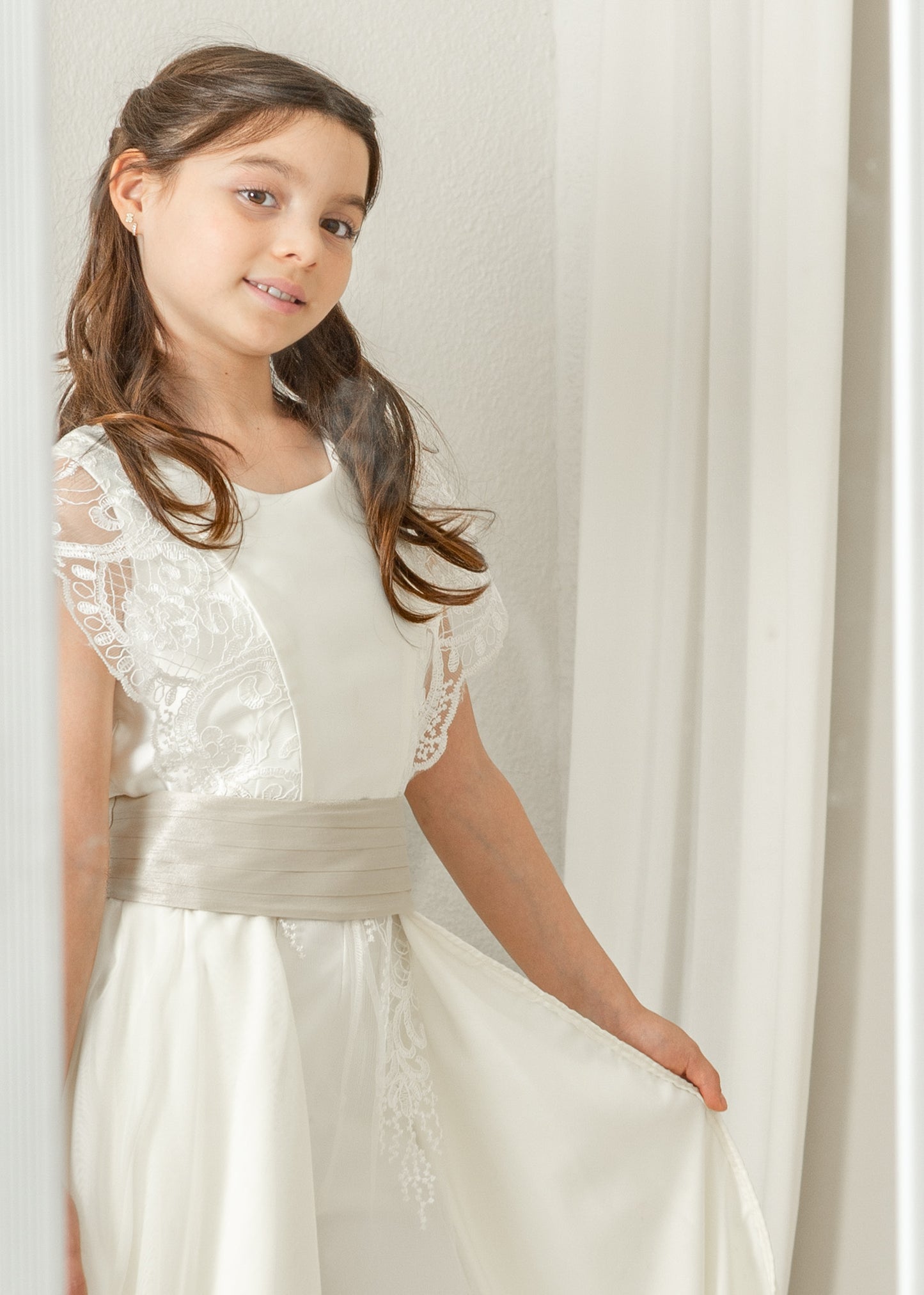 Palazzo con Faldón Desmontable Primera Comunión. Mod. KAR-DANY-PC