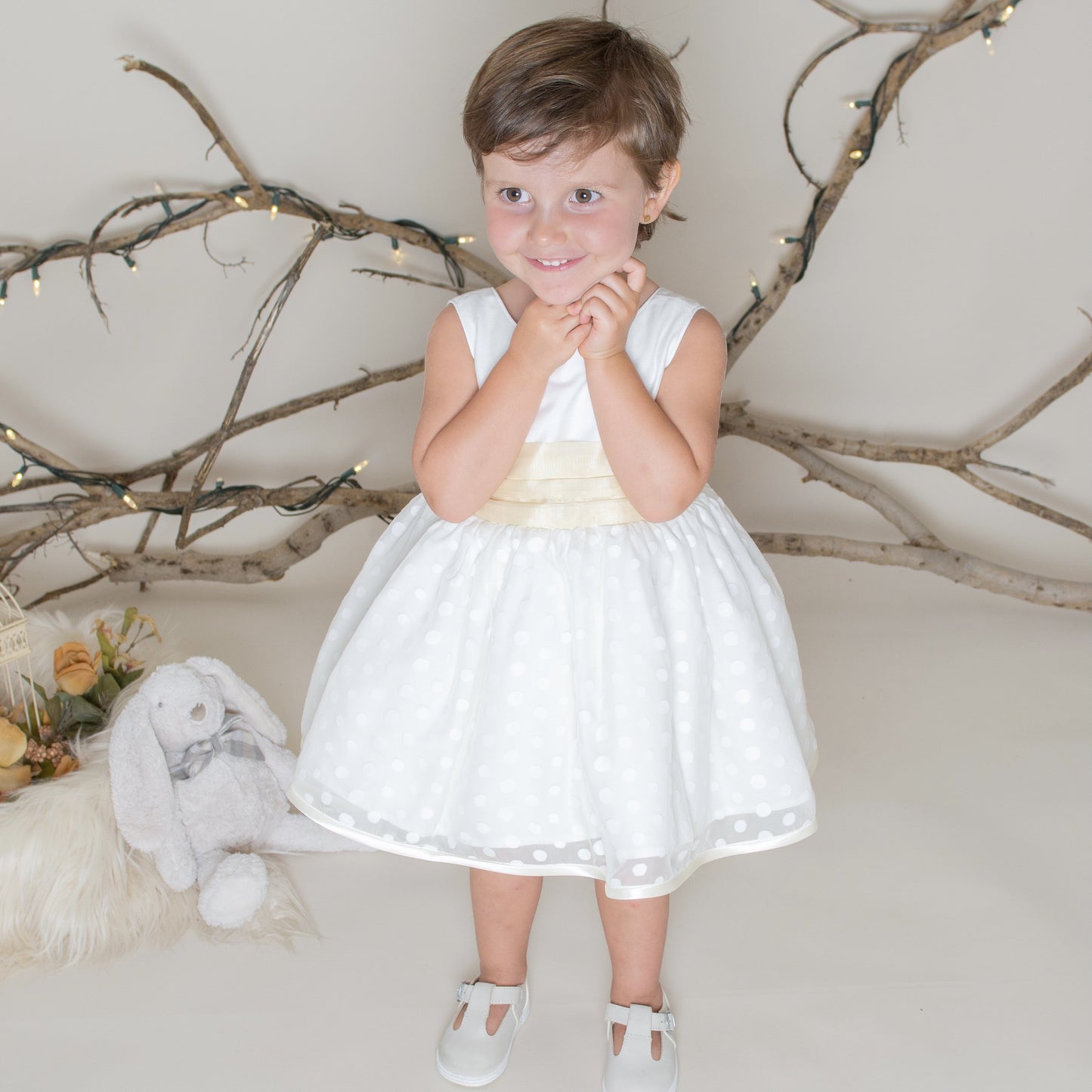 Vestido con falda de seda de bolitas