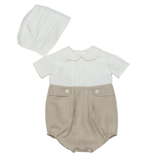 Ropón pañalero de lino combinado jaspe con blanco, con gorro